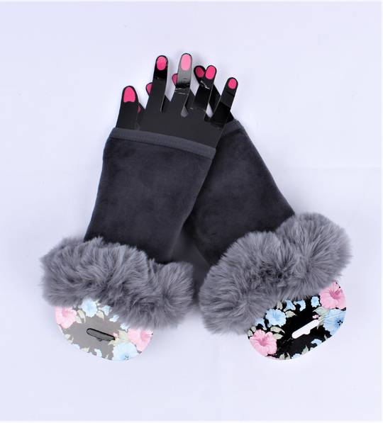 Shackelford winter ladies faux fur fingerless  glove grey Style; S/LK4856